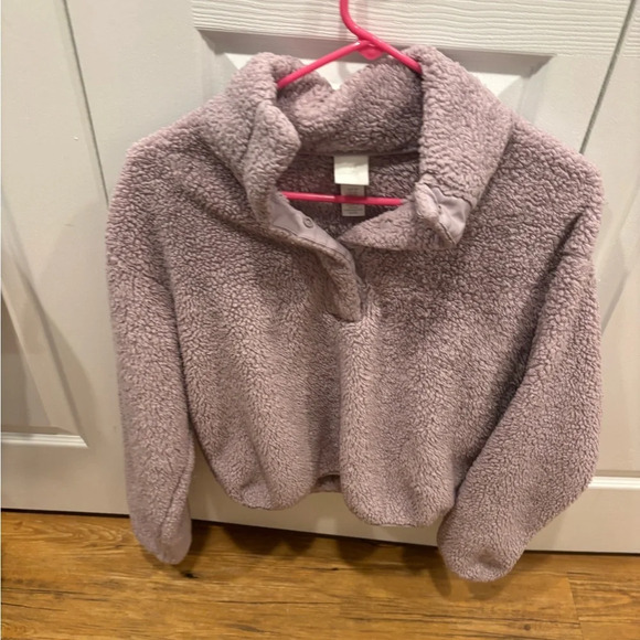 H&M Jackets & Blazers - H&M Cropped Pullover Hoodie